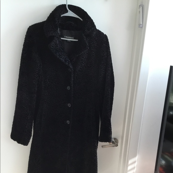 l Madison Jackets & Blazers - l Madison  Black winter coat $160 Size Small.